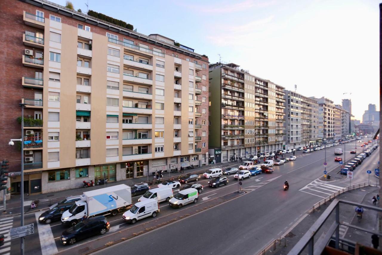 Rio Central M3 Sondrio E Stazione Centrale Milan Bagian luar foto